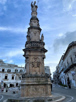 Pomnik św. Oronzo - Ostuni