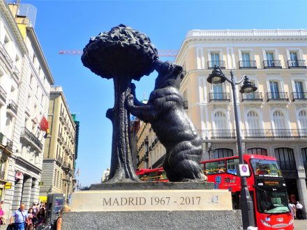 Puerta del Sol - pomnik Niedźwiedzicy