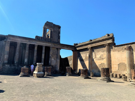 Pompeje