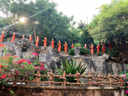 Golden Temple - Dambula